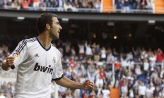 九游app下载-黄喜灿冠军级表现闪耀全场，哥伦比亚强压澳大利亚展现实力碾压