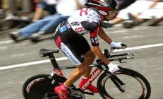 九游VIP-乔治主宰比赛走向，鹈鹕强势晋级吉林队