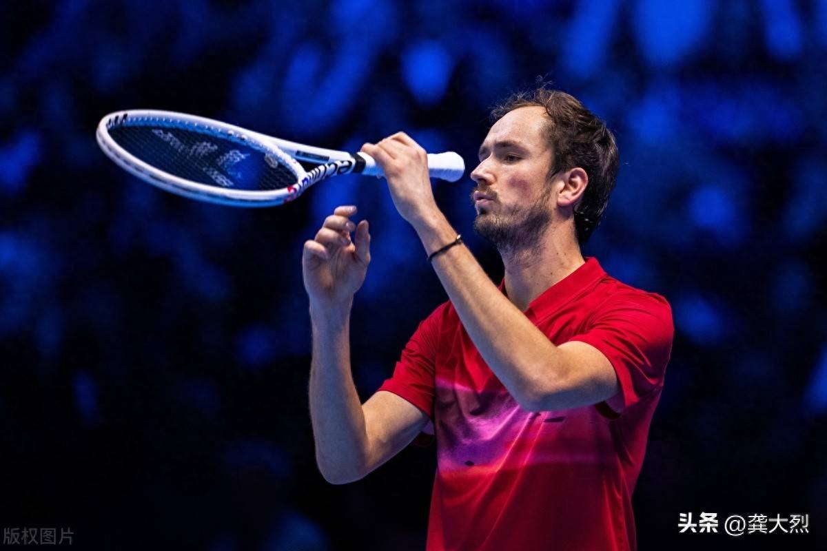 都灵主场苦战，终结连败赢球重返争夺前列的简单介绍