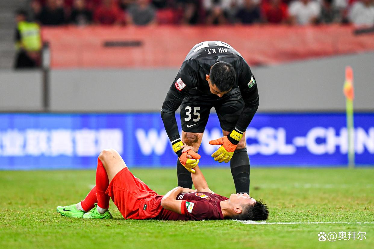 关于重庆斯威再次输给上海上港，遭遇挫折的信息