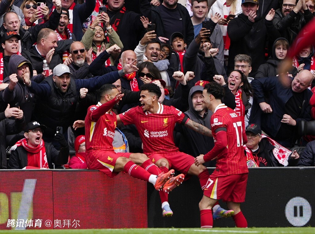包含利物浦主场大胜，领跑英超积分榜的词条