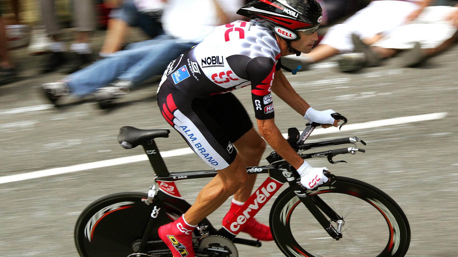 乔治主宰比赛走向，鹈鹕强势晋级吉林队