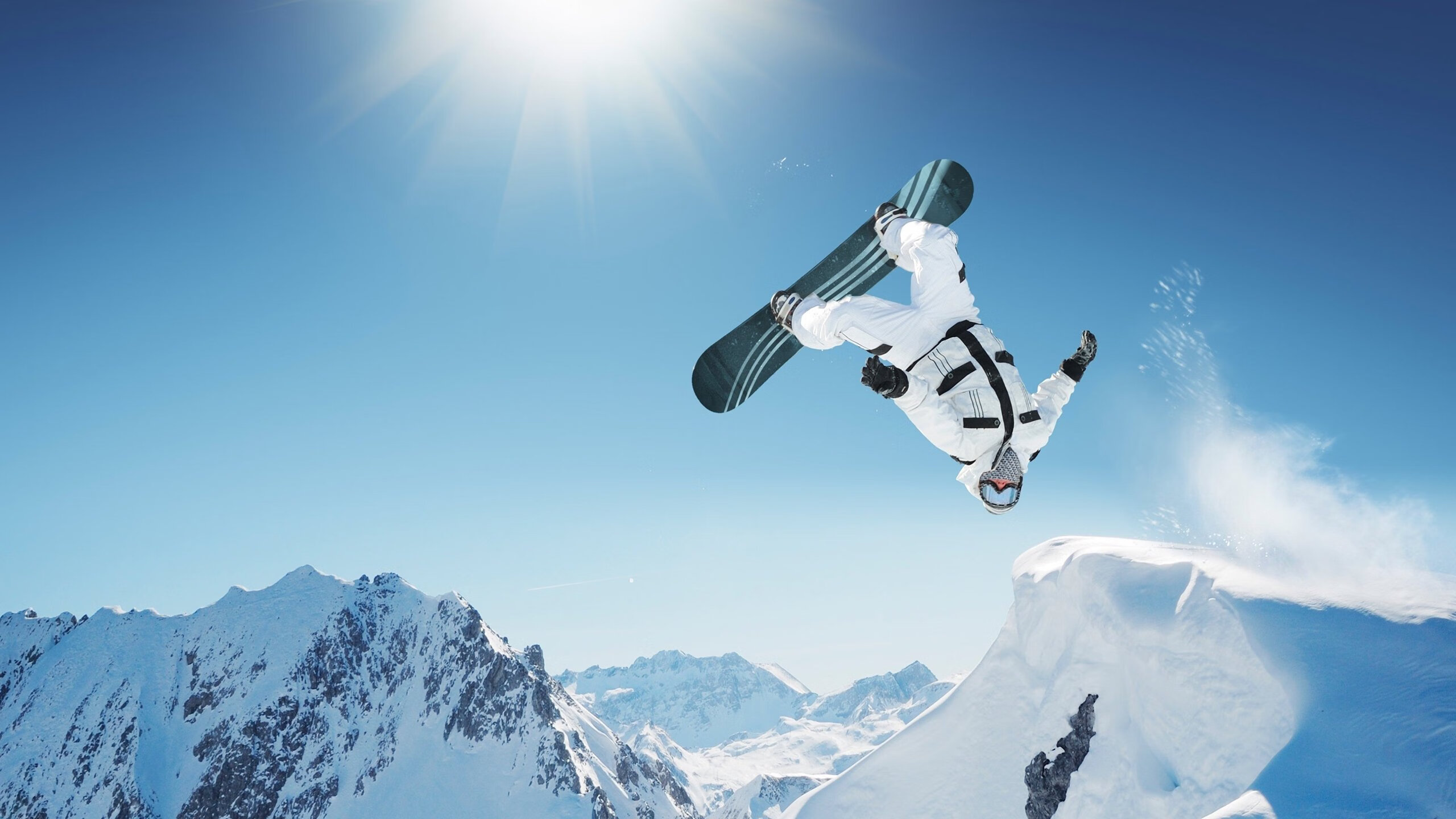 那不勒斯之夜，克瓦拉茨赫利亚在F1引擎轰鸣中上演足球魔法