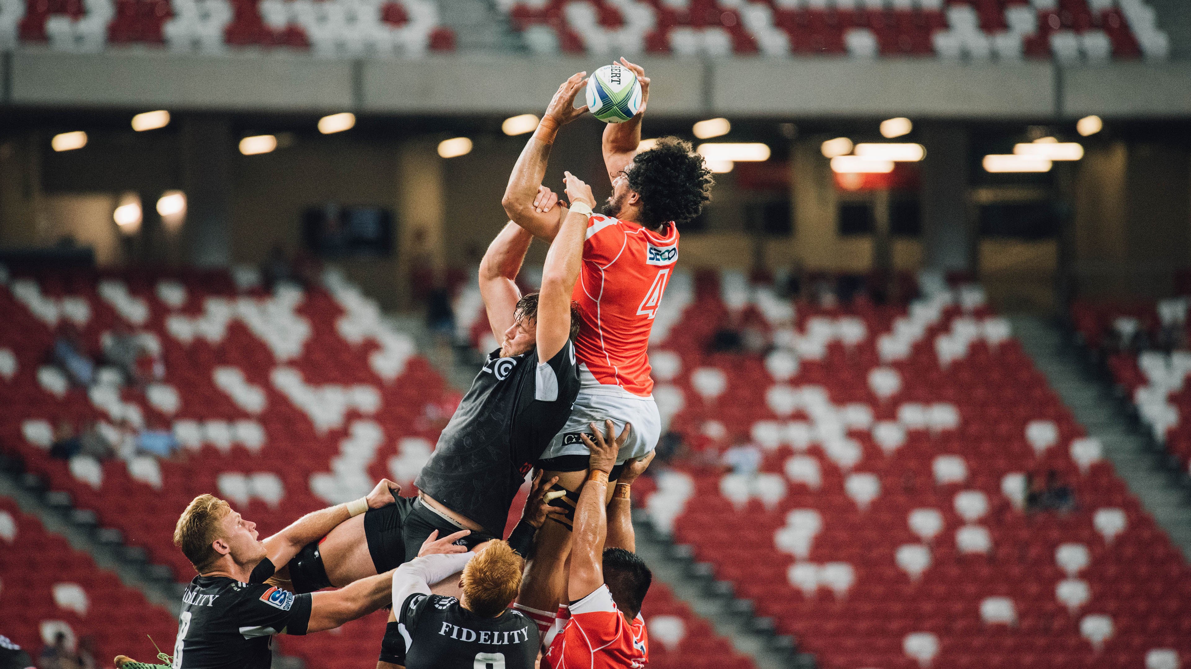 鏖战东京之巅，梁靖崑关键制胜，瑞典队力克日本队书写乒乓史诗